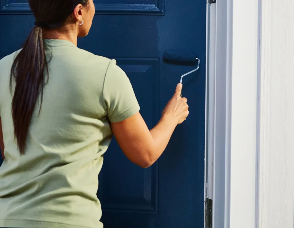 Guide to Painting Front Door for a Stunning Entryway