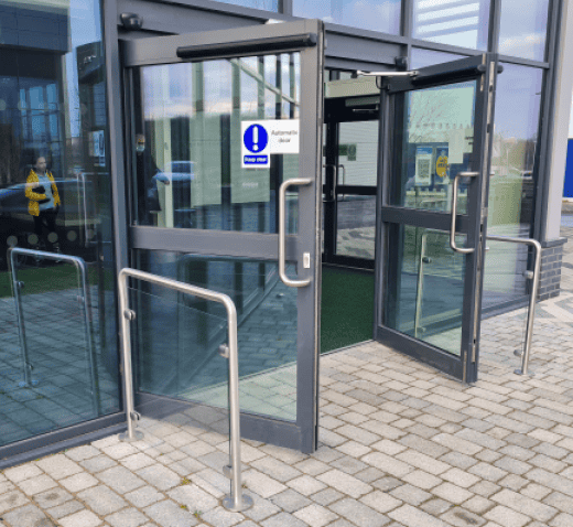 Automatic vs. Manual Commercial Doors