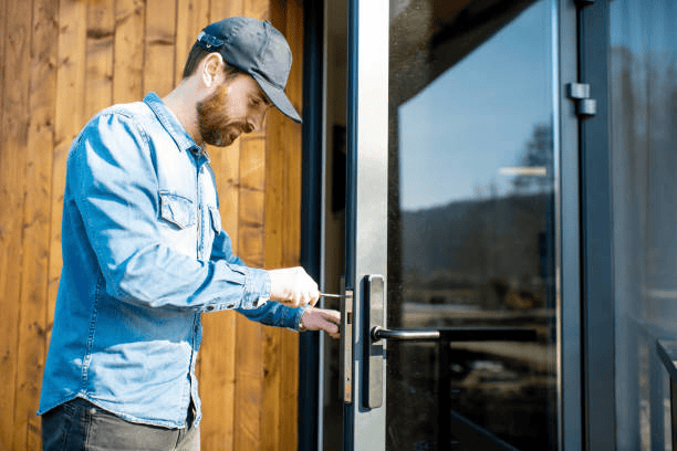 door lock repairing